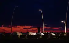 إسرائيل تشن غارات على بلدة كفرحتى