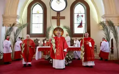 مناسبات ـ كنائس الأردن تحتفل بأحد الشعانين وسط