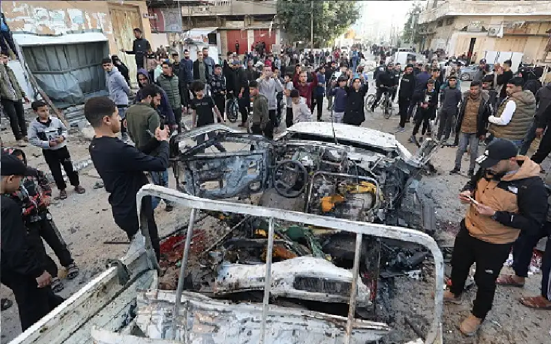 4 شهداء بقصف شرق غزة.. وتواصل