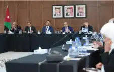 الحكومة تناقش قانون الإدارة المحلية مع