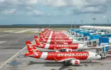 ايرآسيا ترفع أسعار التذاكر وتخفض عدد