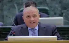 عطية يسلم مقترحاته حول مشروع القانون