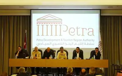 نتائج فحوصات 10 عينات من مخالطين