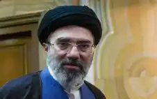 التايمز اstrongلبstrongريطانية: مجتبى خامنئي فاقد للوعي