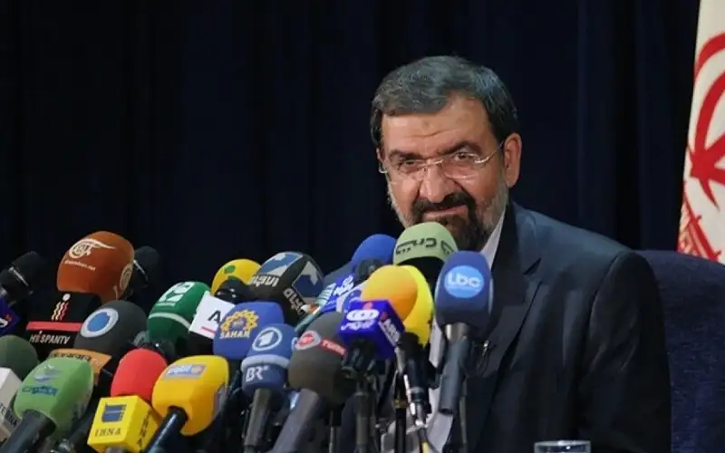 مستشار المرشد الإيراني مجتبى: ستحترق أمريكا