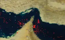 استئناف الحركة في مضيق هstrongرمstrongز بعد