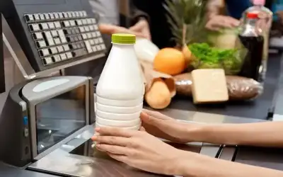 الملك خلال لقاء مع رؤساء وزراء