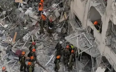 ‏إيجاز صحفي لوزيري الصحة والإعلام قرابة