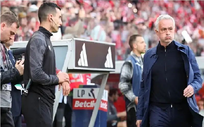 الأبطال أو الرحيل.. شرط بنفيكا الوحيد