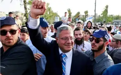 بن غفير يقتحم المسجد الأقصى برفقة