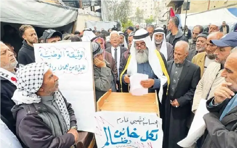 خناجر الغدر في خاصرة الصمود… كيف