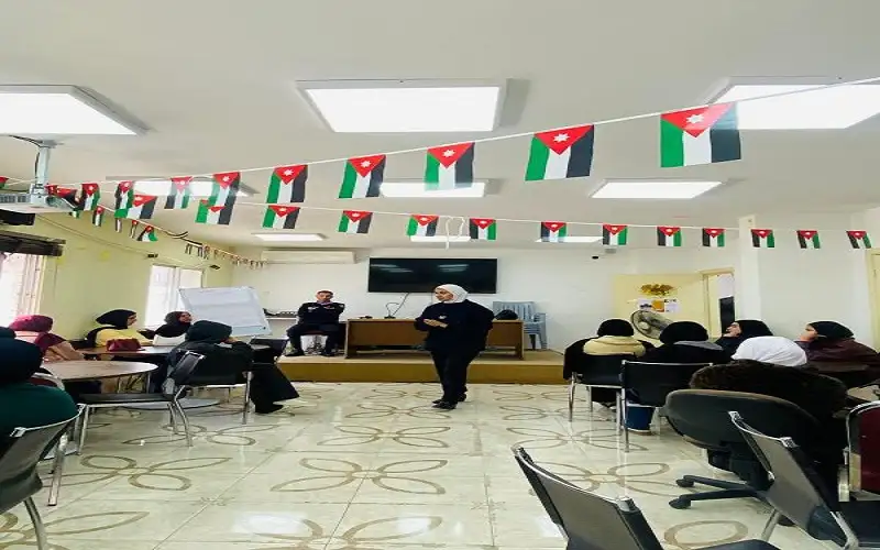 مركز شابات الوسطية ينفذ ورشة توعوية