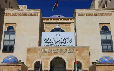 مكافحة الأوبئة: يجري تتبع المخالطين لشخص