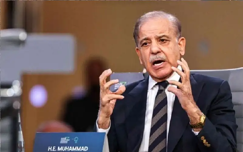 رئيس وزراء باكستان يبدأ جولة تشمل