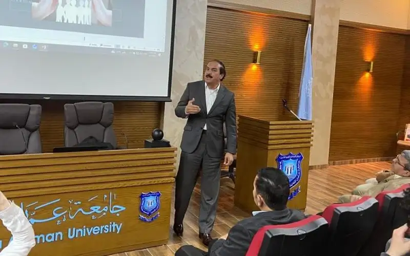 كلية الآداب والعلوم في عمان الأهلية