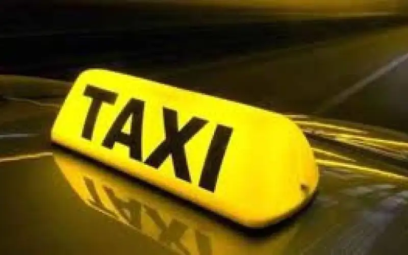 مكاتب التكسي: نعمل على تطبيق للتكسي