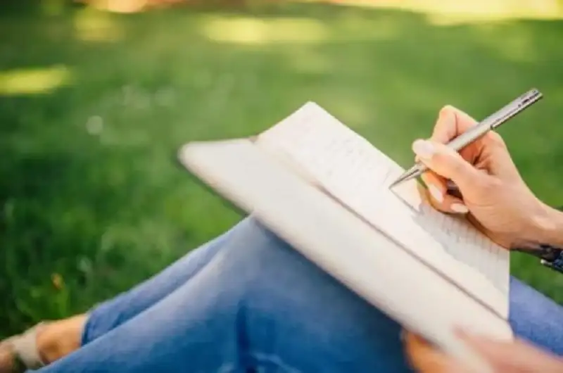 هل ستظل الكتابة فعلا إنسانيا فريدا