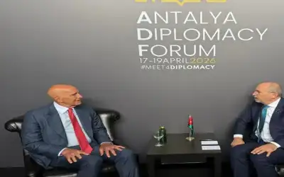 حماس: لا مسلحين بمدرسة التابعين في