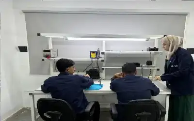 وزير الطاقة: فلس الريف يزود 278