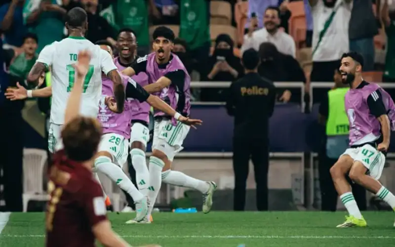 الأهلي يهزم فيسيل كوبي ويبلغ نهائي