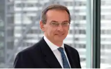 صحيفة نيسان ـ نائب رئيسة البنك الأوروبي للتنمية يزور