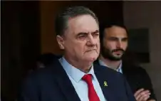 وstrongزيstrongر الدفاع الإسرائيلي: نعيم قاسم سيدفع