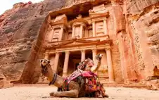 انخفاض الدخل السياحي الاردني خلال الربع