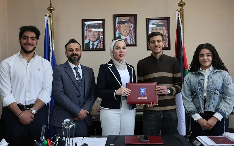 مذكرة تفاهم بين صيدلة عمان الأهلية