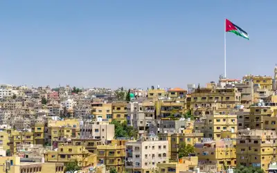 لبنانيون وفلسطينيون وسوريون ـ بقلم: محمد