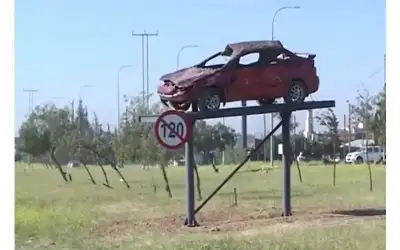 بايرن ميونخ يحرم أنشيلوتي من رقم