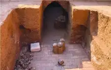 اكتشاف مقبرة أثرية بالصين