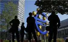 انكماش النشاط الاقتصادي بمنطقة اليورو في