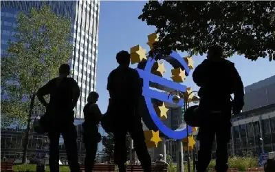 الصين تعطي الضوء الأخضر لتداول عقود