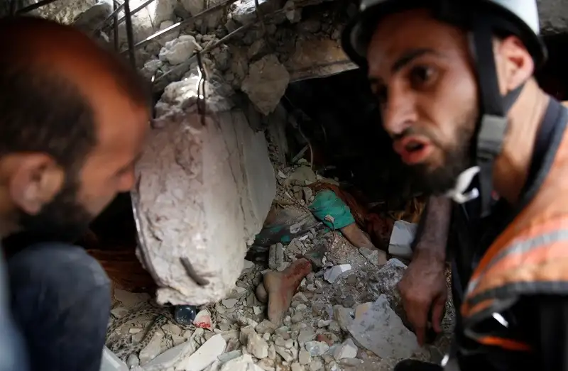 8000 شهيد جثامينهم عالقة تحت أنقاض