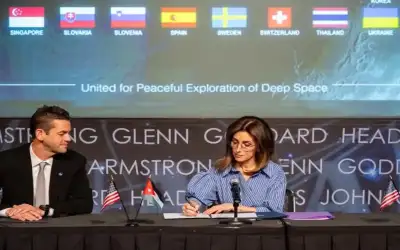 الاحتلال يقطع الاتصالات والإنترنت عن شمال