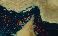 صراع أمريكا وإيران للسيطرة على مضيق