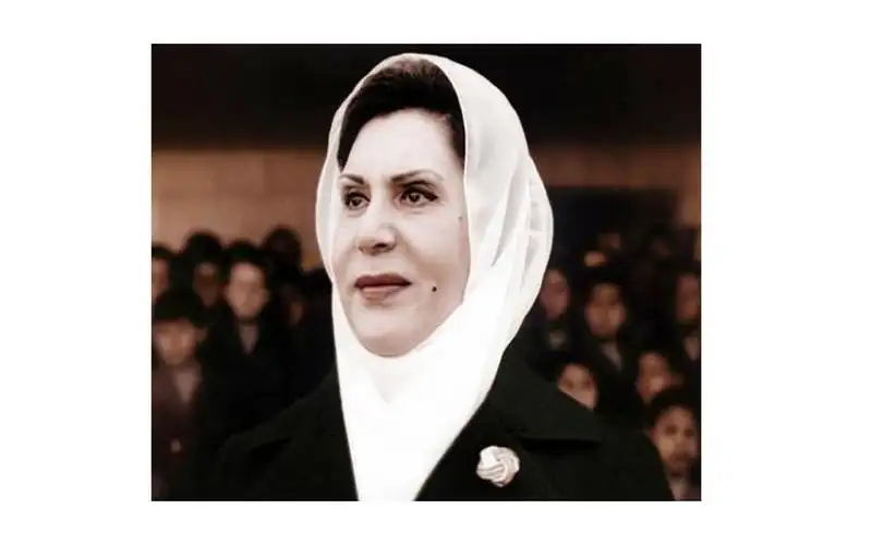 الذكرى الثانية والثلاثون لوفاة الملكة زين