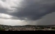 أجواء غير مستقرة وزخات مطرية متفرقة