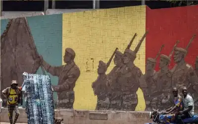 جسر الملك حسين وسياسة المعابر البرية