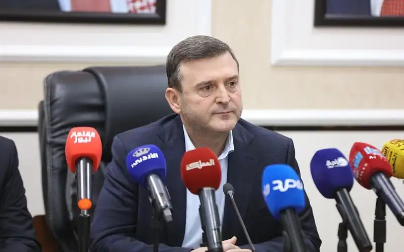 العمري يهنئ العمال بعيدهم و يؤكد