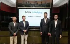 (برق) تطلق خدمة المدفوعات العالمية عبر