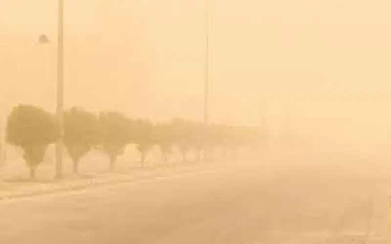 الأمن يحذر السائقين من الغبار خاصة