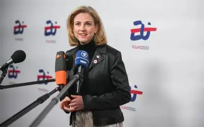 فيينا تطرد 3 موظفين في السفارة