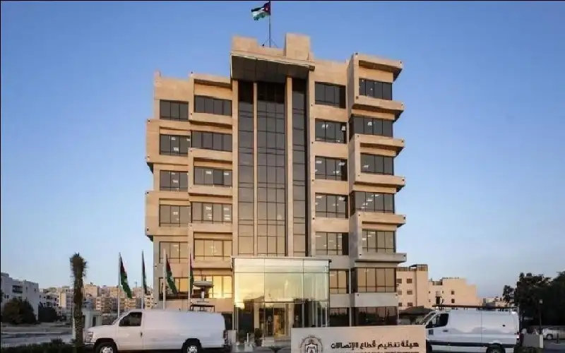 تنظيم الاتصالات: لا توجه لترخيص شركة