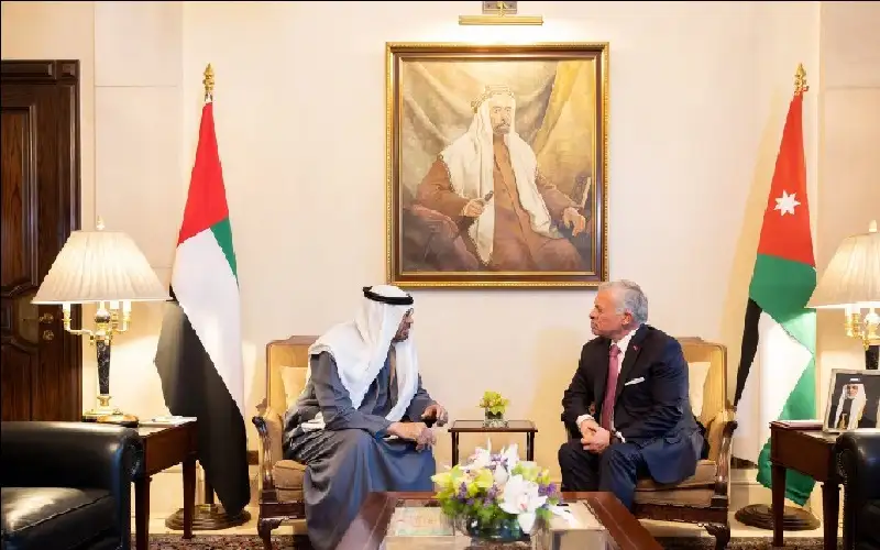 الملك يجري اتصالا هاتفيا مع الرئيس
