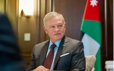 الملك يزور الزرقاء ويطلع على مشروع