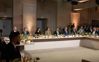 الملكة رانيا تحضر العشاء الخيري لصندوق