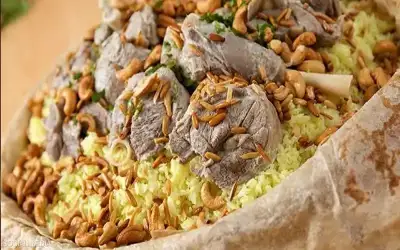 الأمن يستعيد 11200 دينار سرقت من