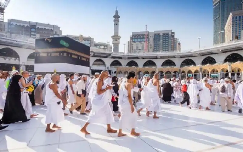 الاوقاف: انطلاق أولى قوافل الحجاج الأردنيين