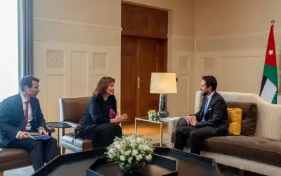 صحيفة نيسان ـ مندوبا عن جلالة الملك .. ولي